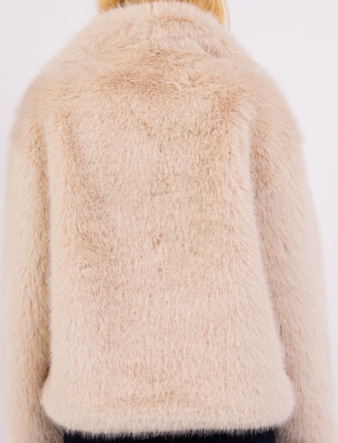 Veste Femme Fausse Fourrure Beige – Style Tendance et Douceur Luxueuse – Image 2