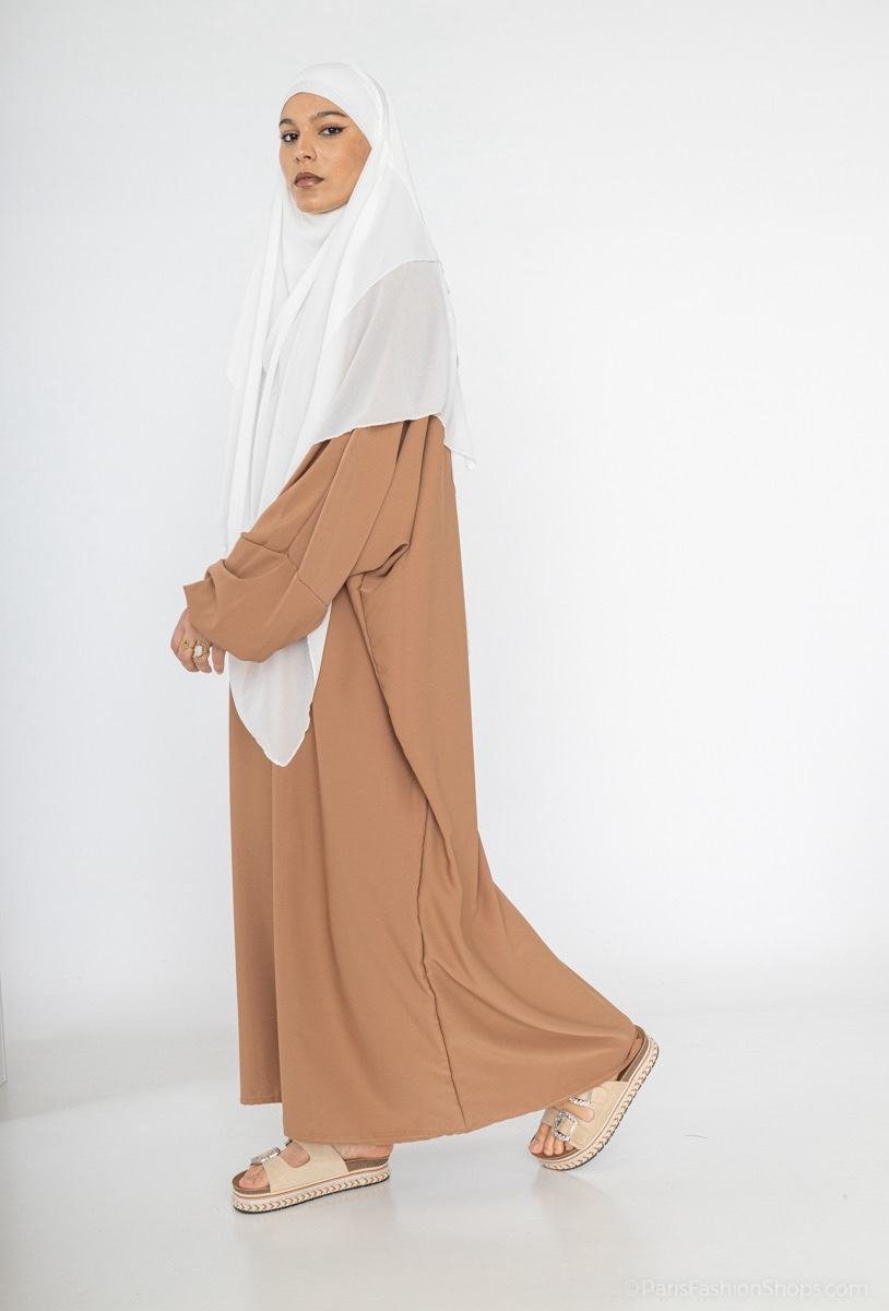 Abaya Papillon "Médine" – Soie de Médine Premium – Coupe Large & Fluide (Caramel) – Image 4